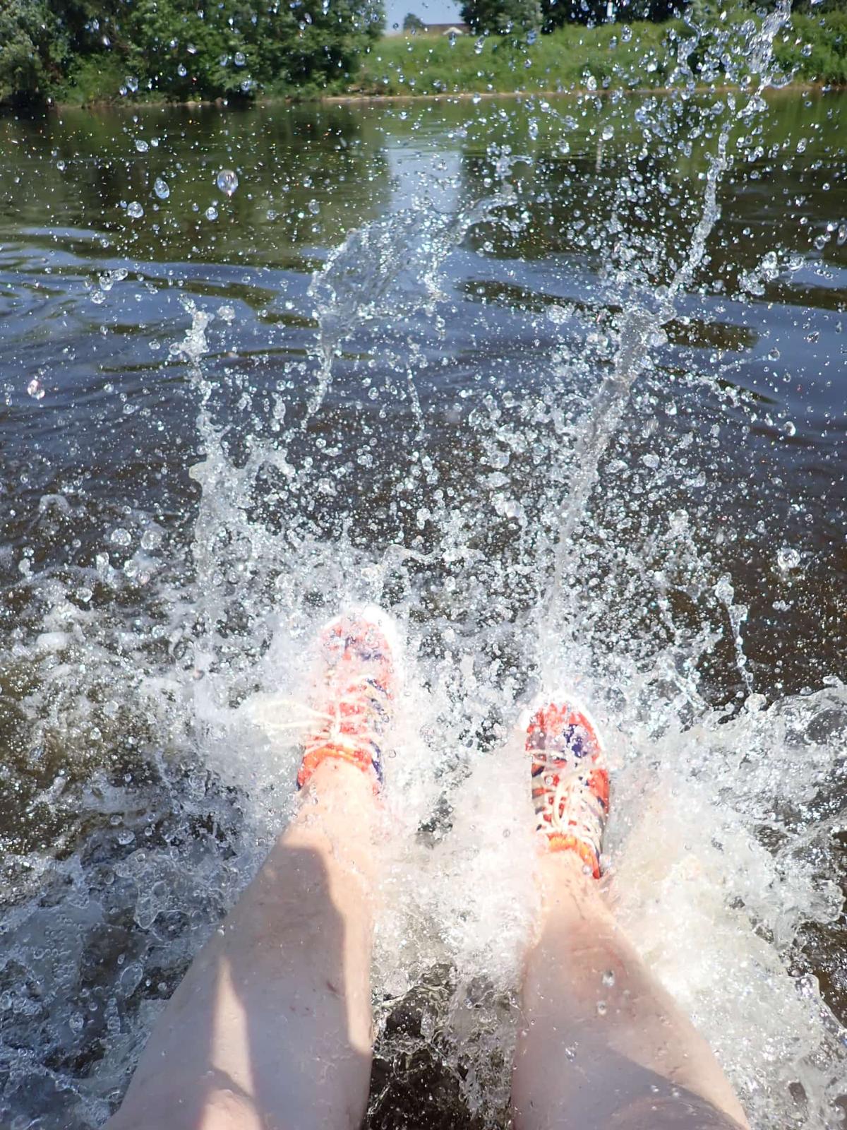 W13